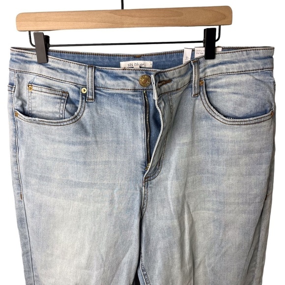 STS Blue Avery Ripped High Waist Crop Jeans Light Wash Size 31 C1857 JA7 - Picture 4 of 8